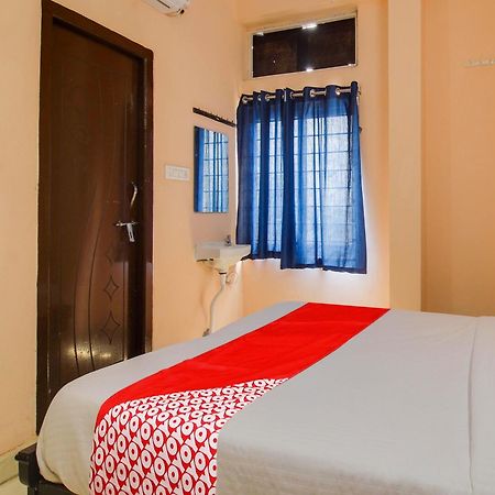 Pedda Ambarpet Hotel O R.J.International מראה חיצוני תמונה